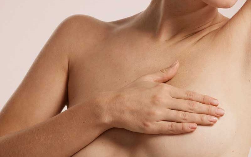 Essential Care: How to Keep Breast Skin Hydrated and Firm.